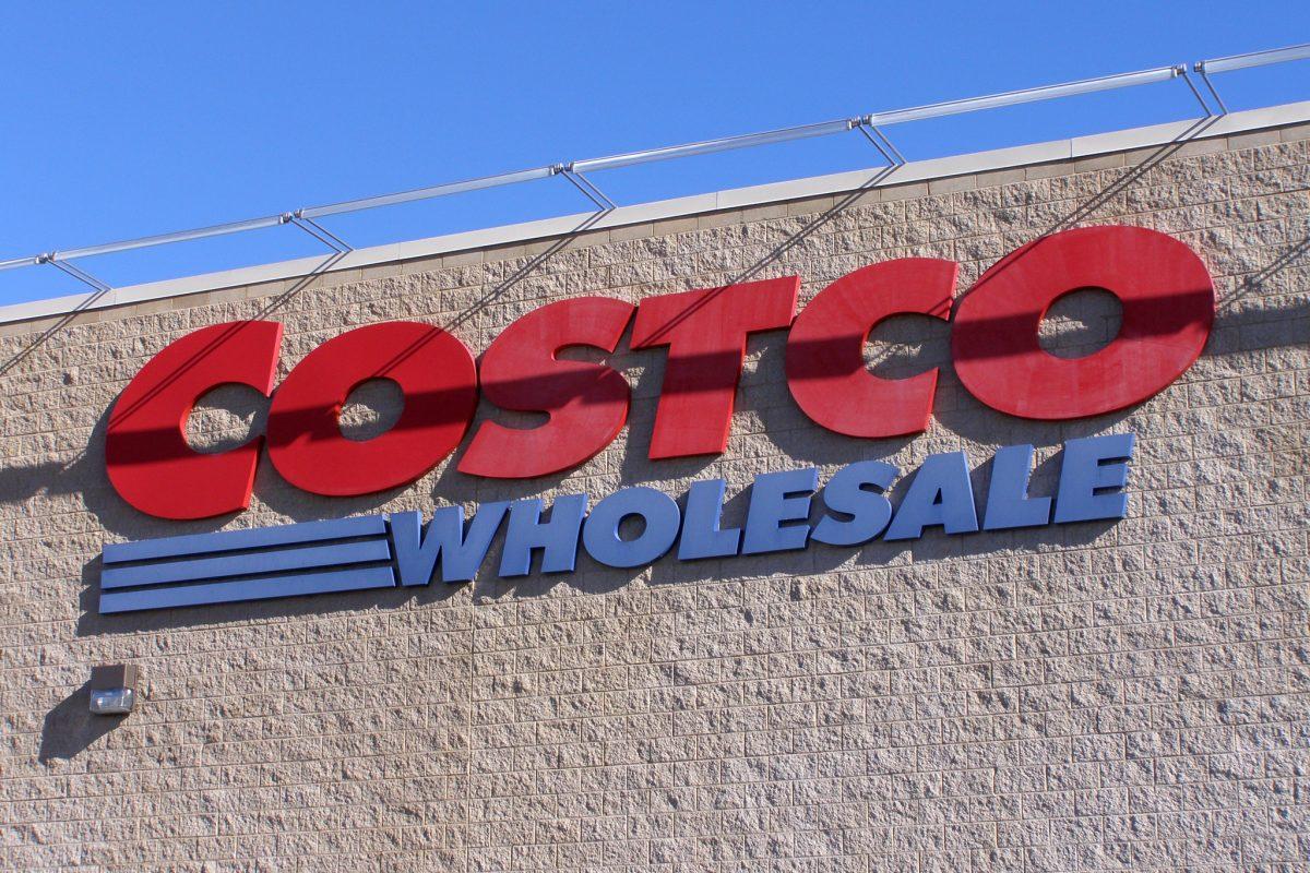 These Valley grocery stores are closed or closing early on July 4
