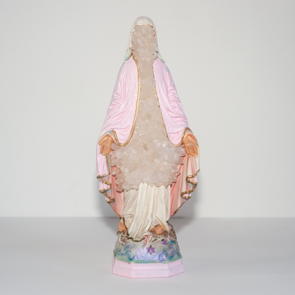 Decorative statue