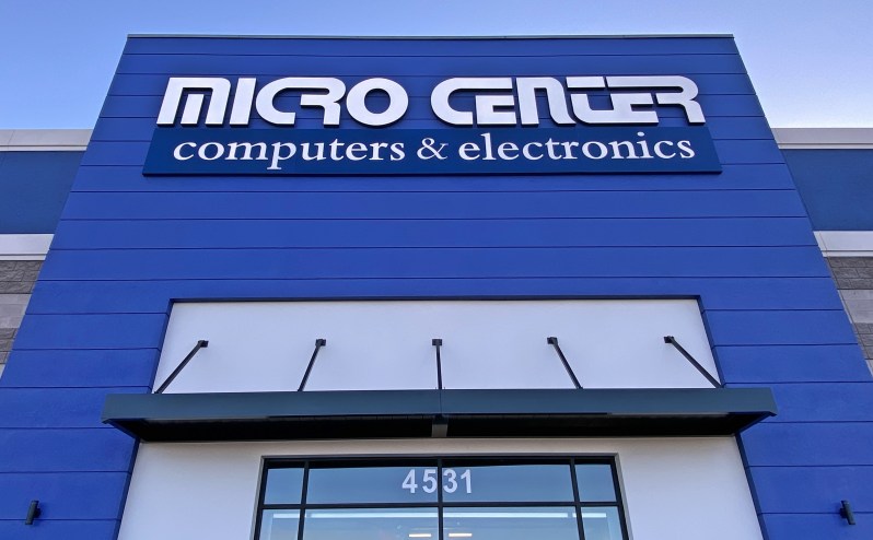 The exterior of a tech store. Micro Center Phoenix opening is on Nov. 7.