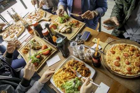 Valley pizzerias prepare for Thanksgiving Eve madness