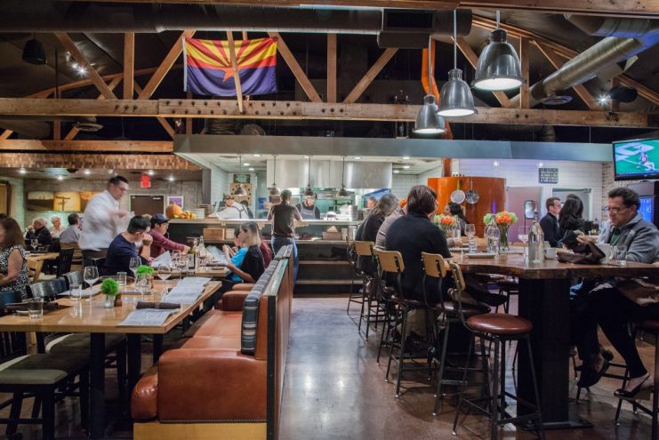 Phoenix restaurant celebrates 15 years as a community favorite