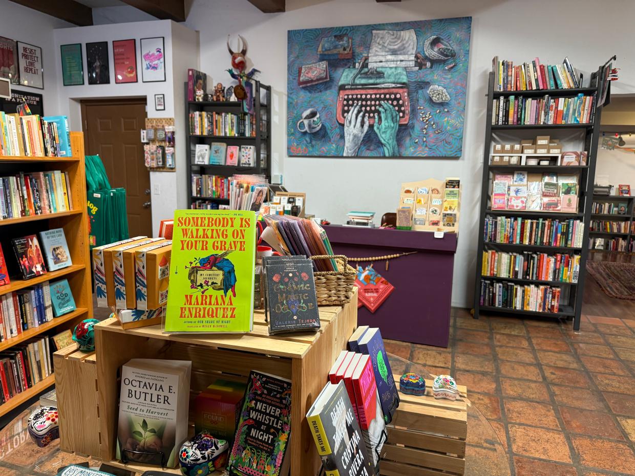 Palabras Bilingual Bookstore celebrates 10 years in business