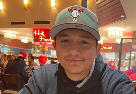 Mesa family says ICE detained relative with valid visa