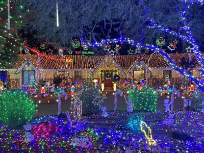 Phoenix Christmas lights 2025: Best displays