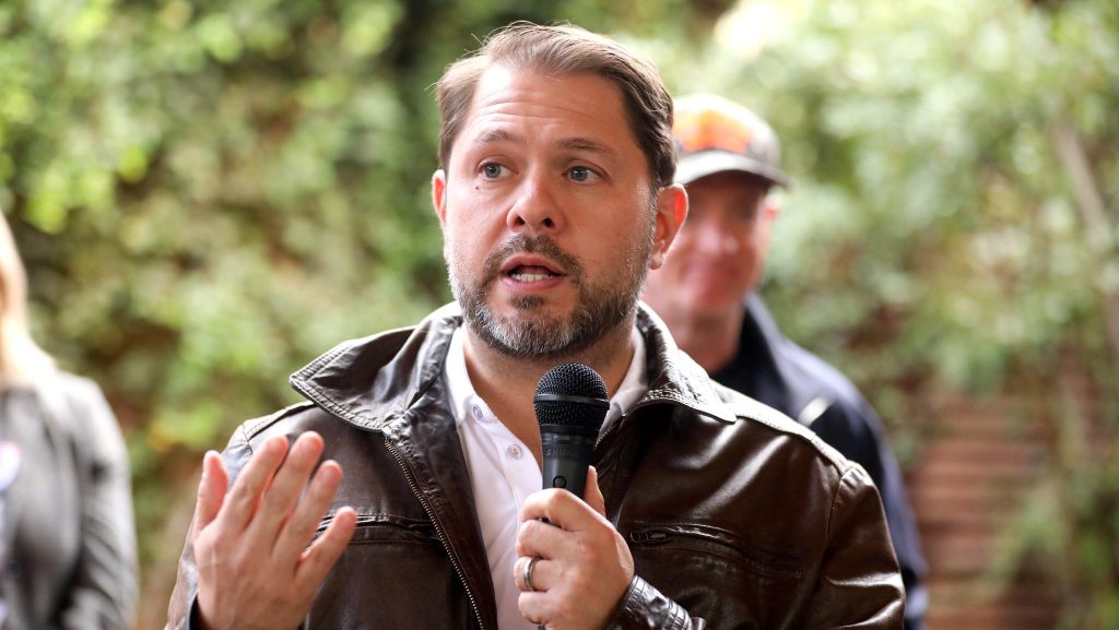 No, Ruben Gallego didn’t spend campaign funds on his wedding hotel