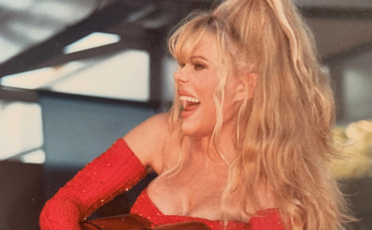 Charo, TV’s camp queen, is coming to Tempe to shred on flamenco guitar