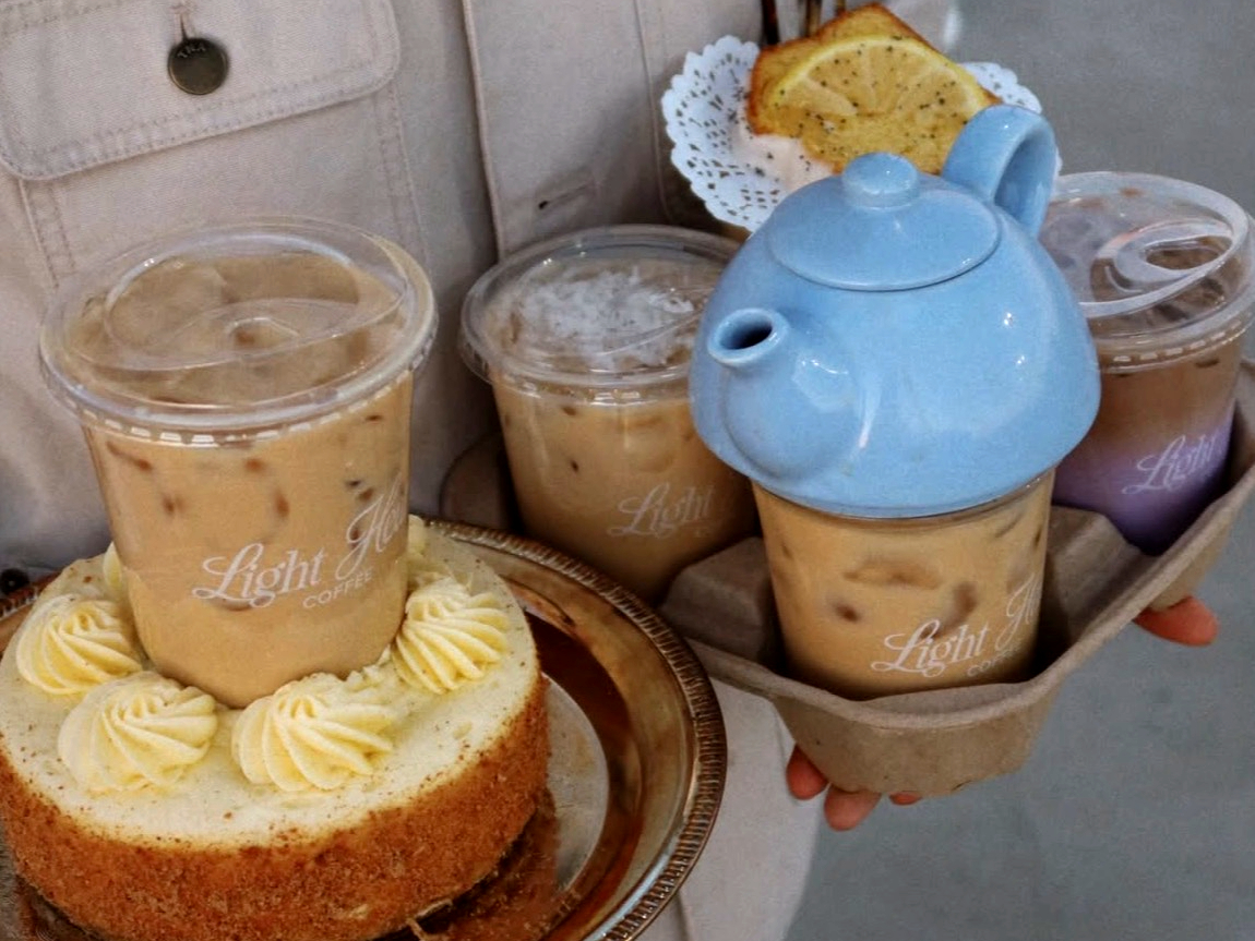Spring flavors are in bloom at this Valley coffee shop