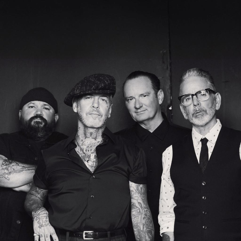 Social Distortion