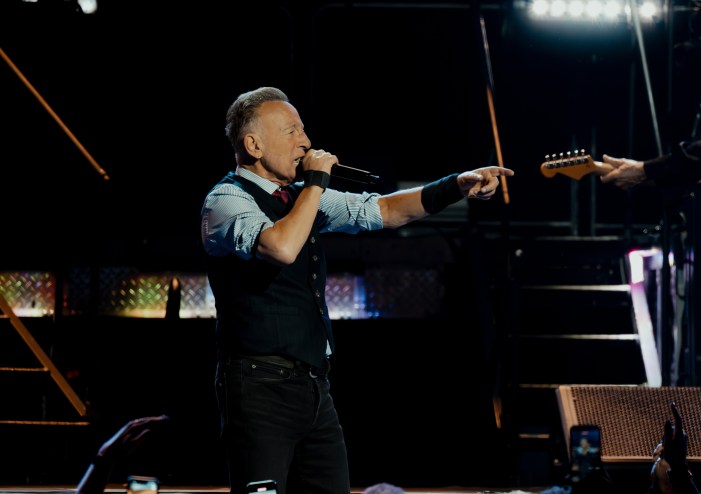Bruce Springsteen took Trump to task at Phoenix concert