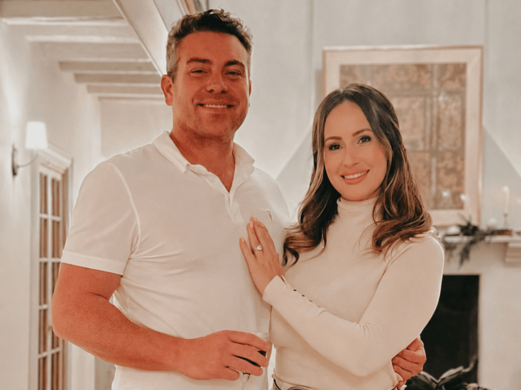 Posed portrait of Ari & Lloyd owners Katie Schnurr and Stephen Roach.