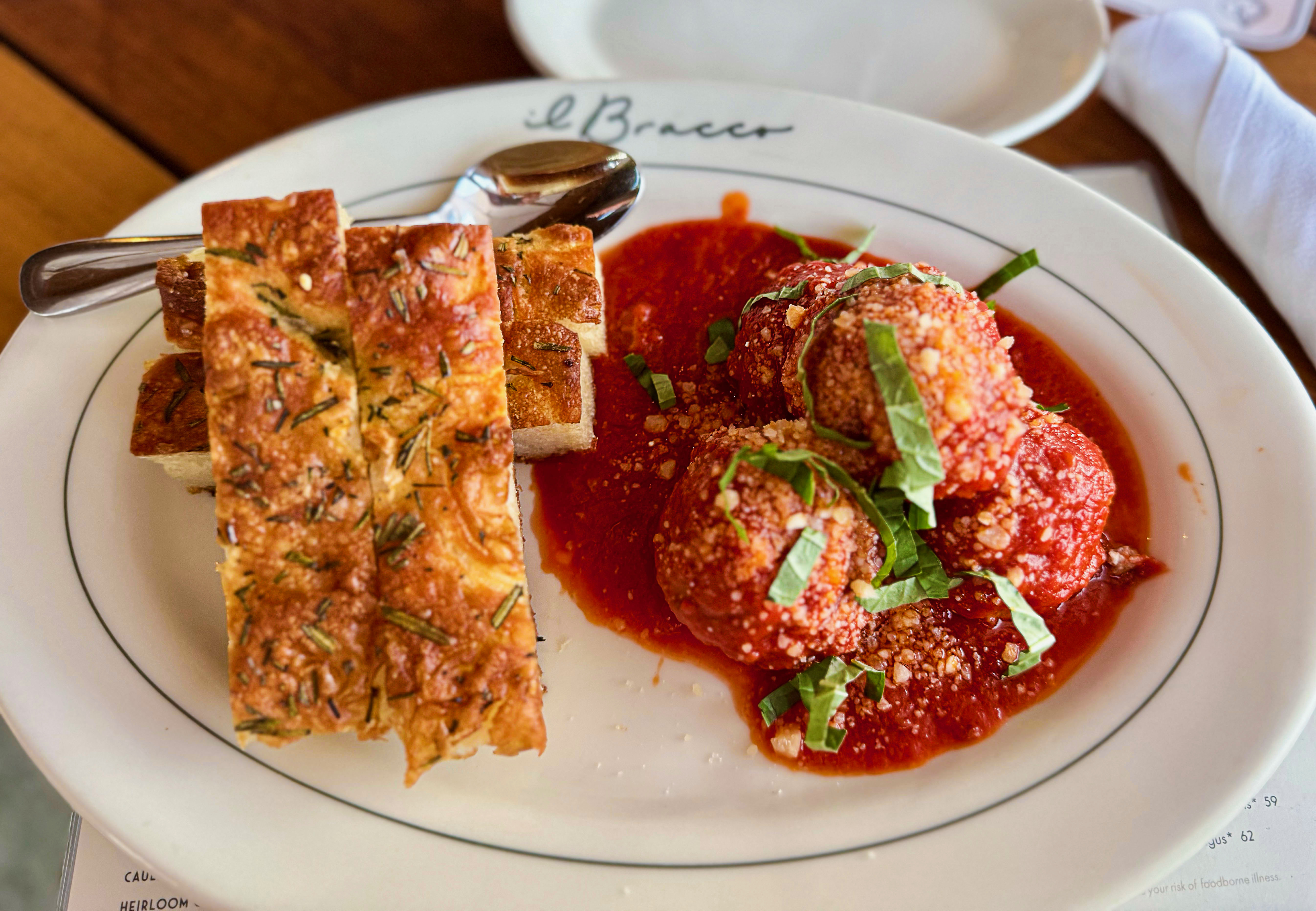 This hot new Scottsdale eatery is good. Why are we so bored?