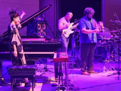 Hiromi hypnotized Phoenix audiences with melodies