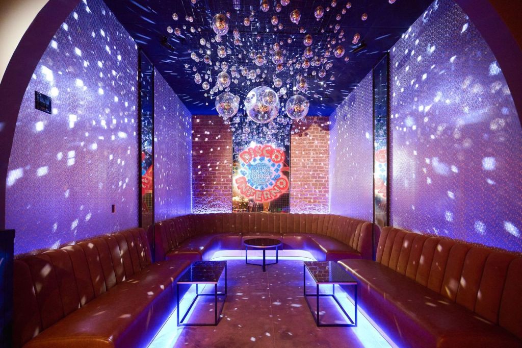 Make a joyful noise at Phoenix’s new sing-along bar