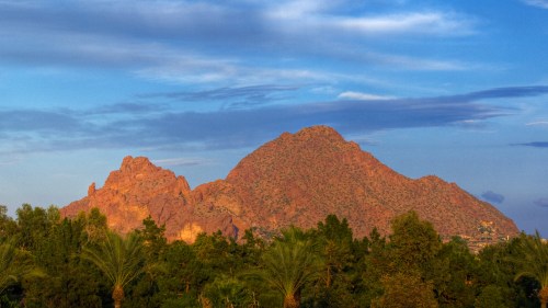 Valley city ranked among richest suburbs in U.S.