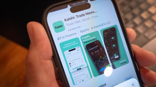 Meet a Phoenix native who makes a living on Kalshi