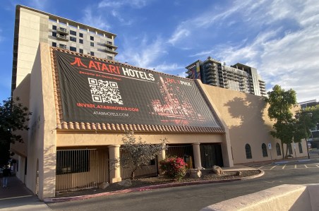 Demolition looms for Phoenix radio landmark