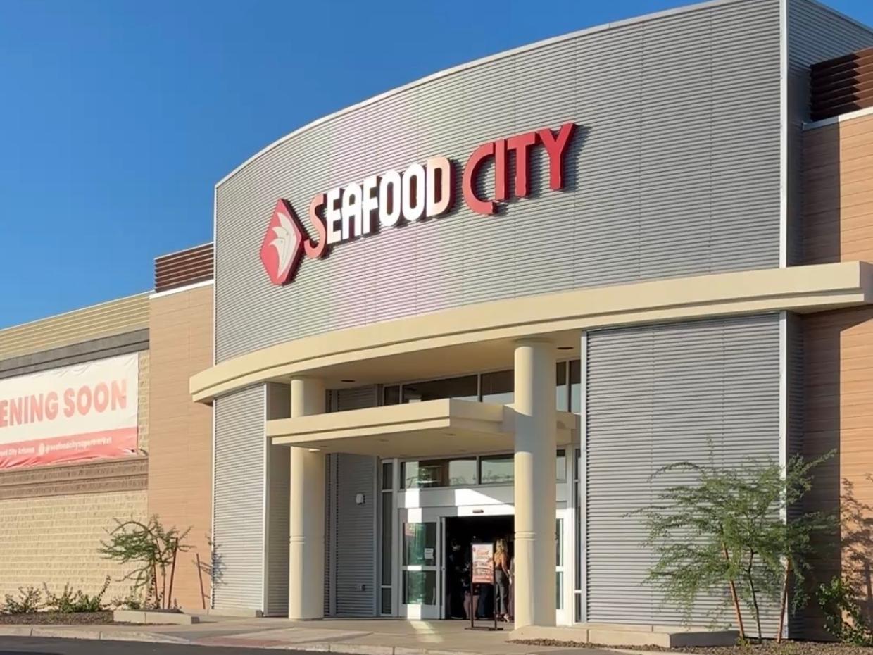 Massive Filipino grocery store Seafood City opens in Chandler