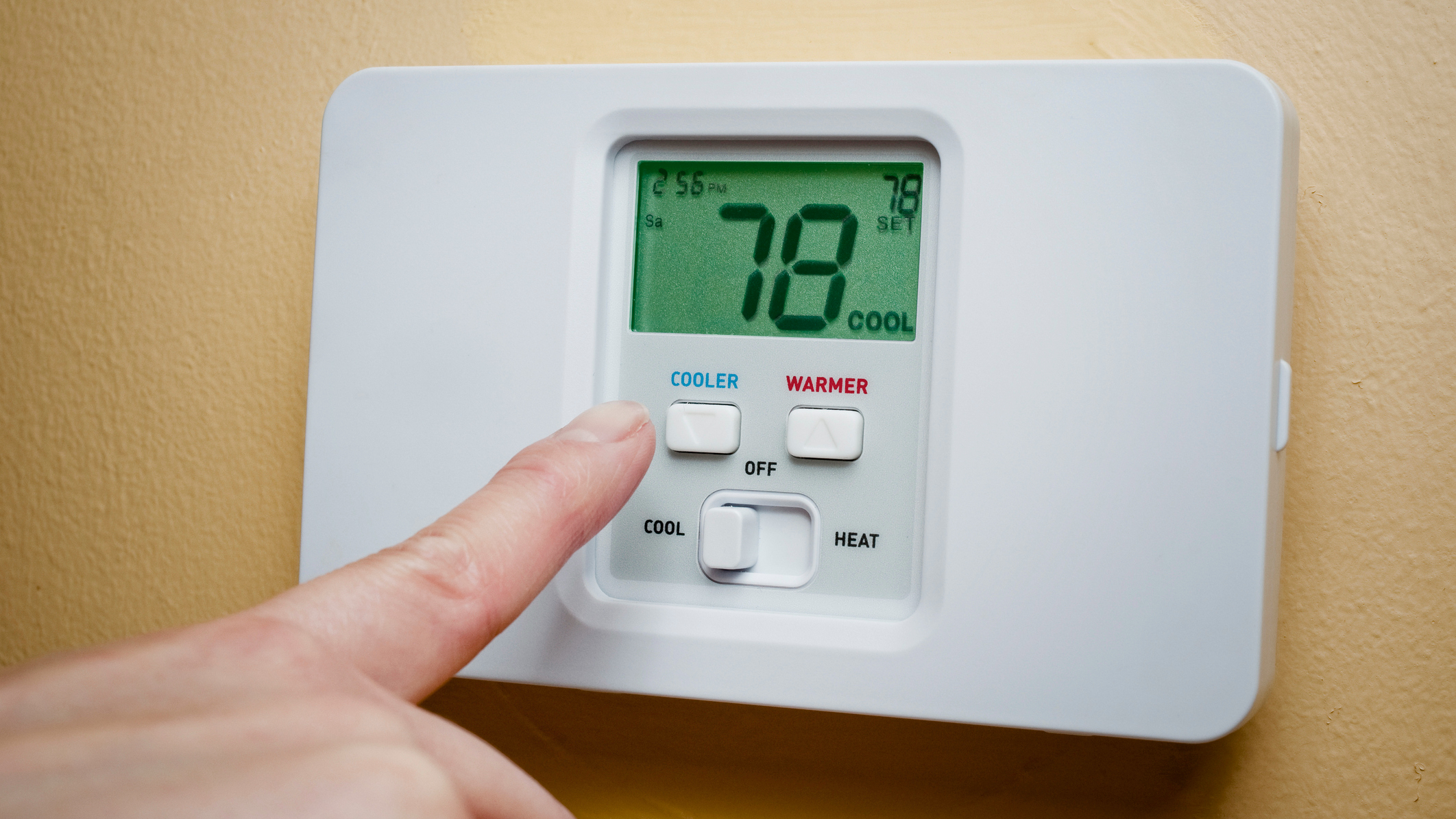 a thermostat set to 78 degrees