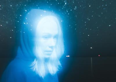 Phoebe Bridgers’ immersive listening parties sparkled in Phoenix