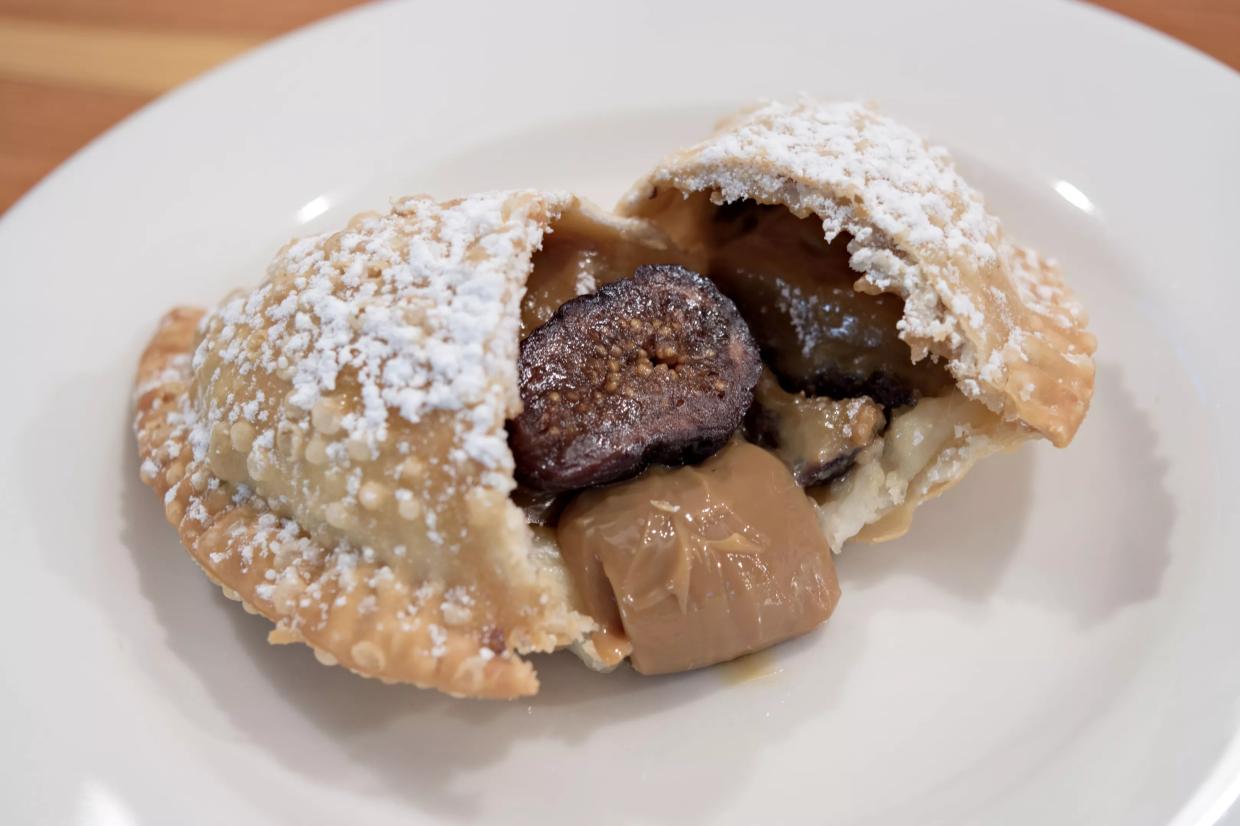 The Arizona-Inspired Dessert in Mesa That You Can Eat with One Hand