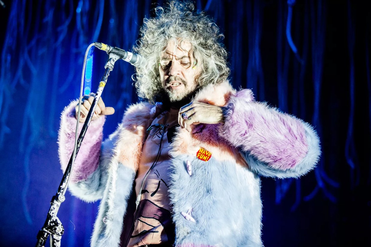 35 Years in 52 Tracks: On The Flaming Lips’ <i>Greatest Hits, Volume 1</i>