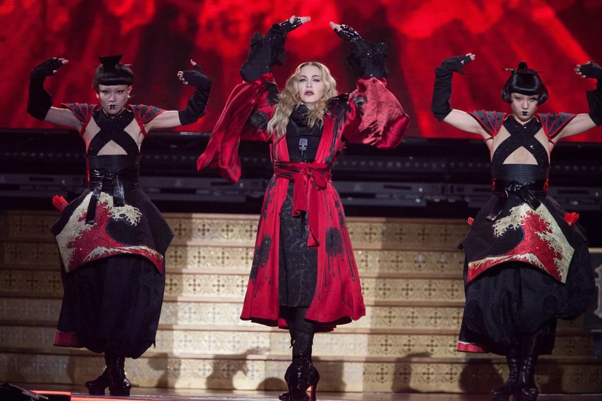 10 Dance Crazes That Are (Thankfully) Over and Done With