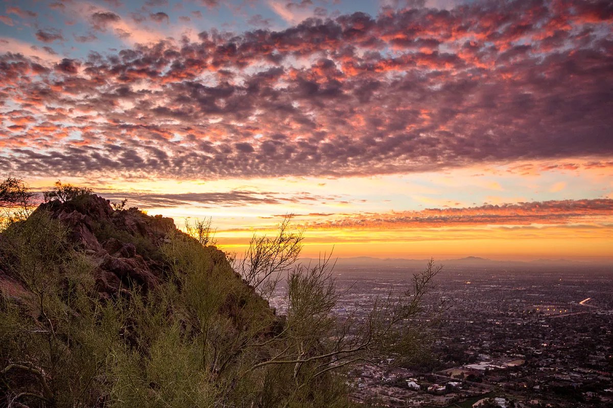Phoenix Parks keeps mountain trails closed due to excessive heat