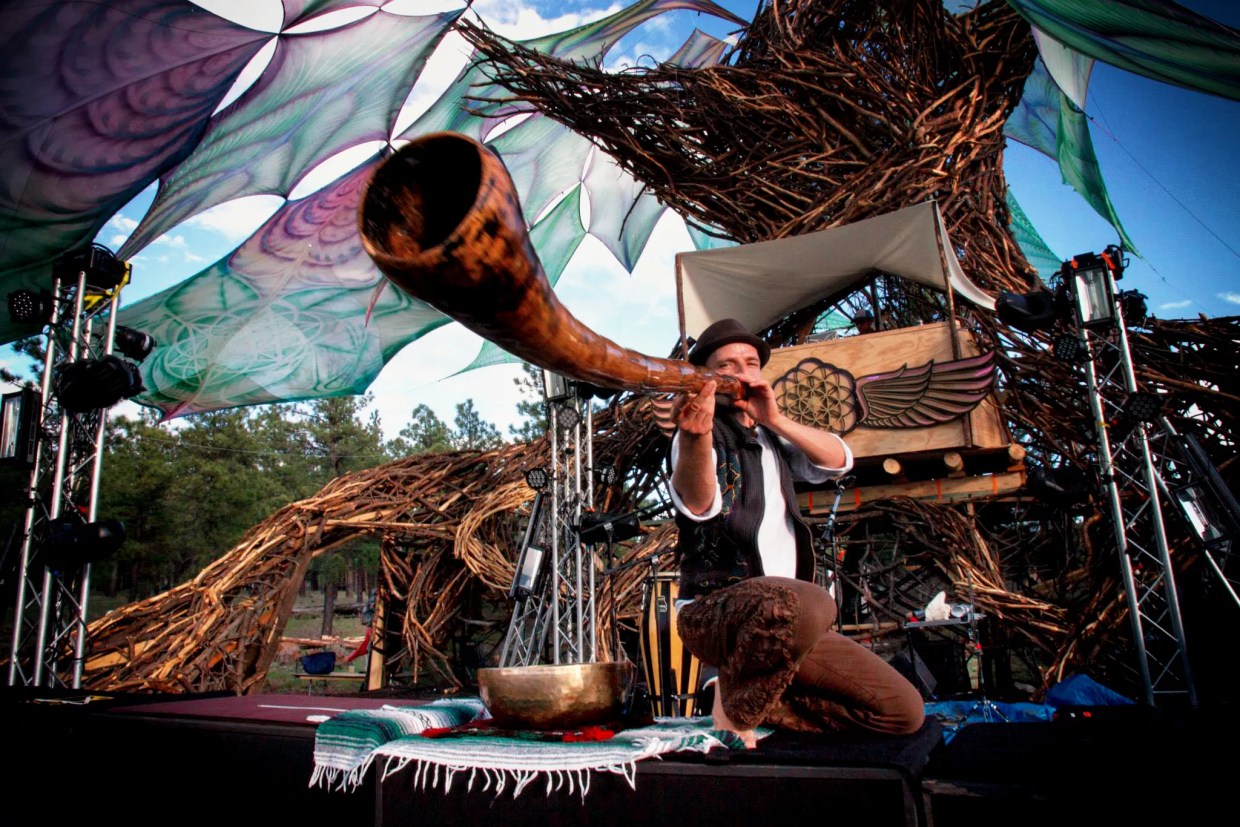 Meet Poranguí, the Arizona-Based One-Man Orchestra