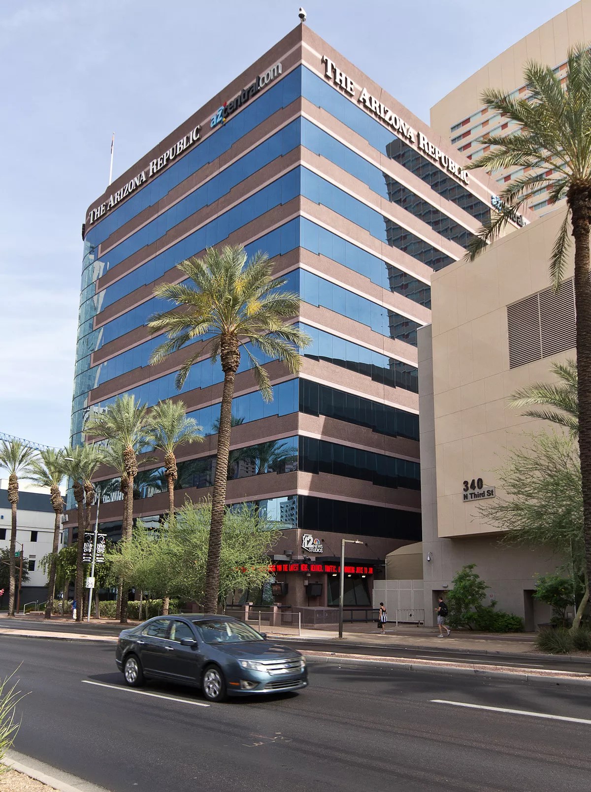 Former Paperboy Sues <i>Arizona Republic</i> Over Child Sex Abuse Ring