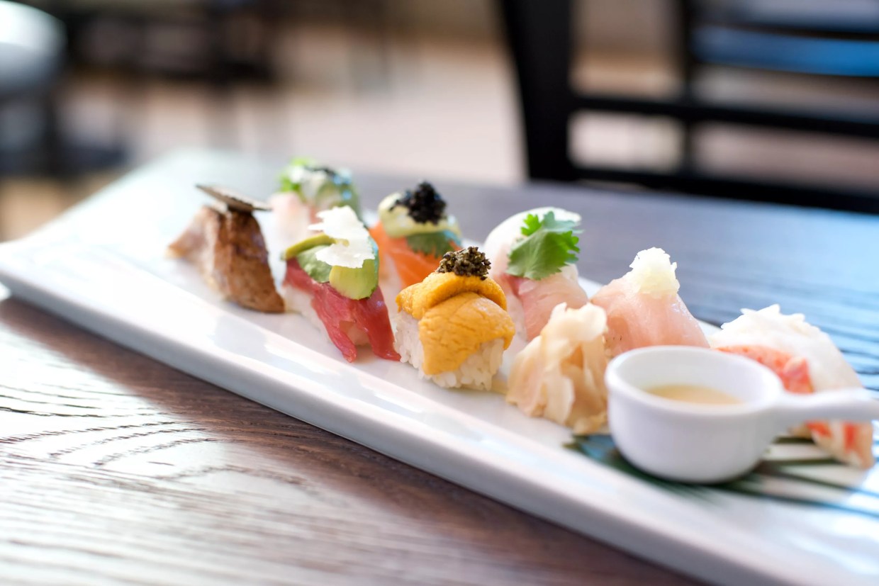 Popular date night spot Sushi Roku closing swanky Scottsdale location