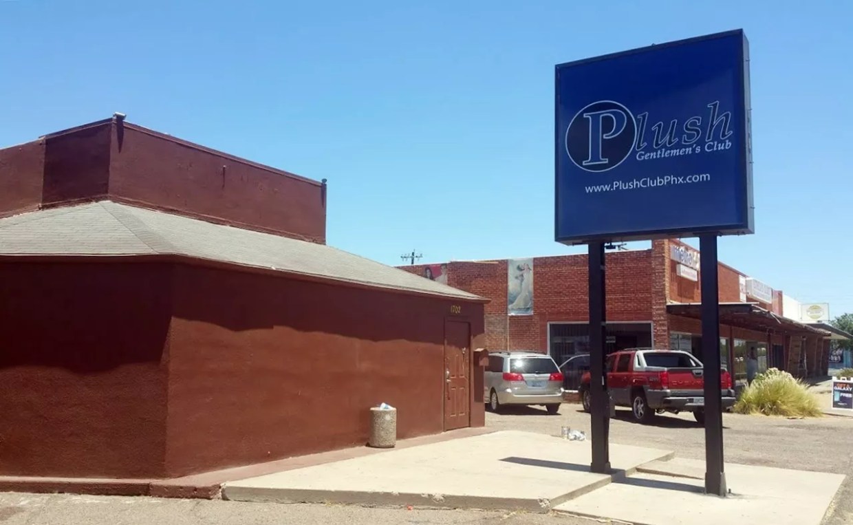 One Dead in Plush Gentlemen’s Club Shooting in Central Phoenix
