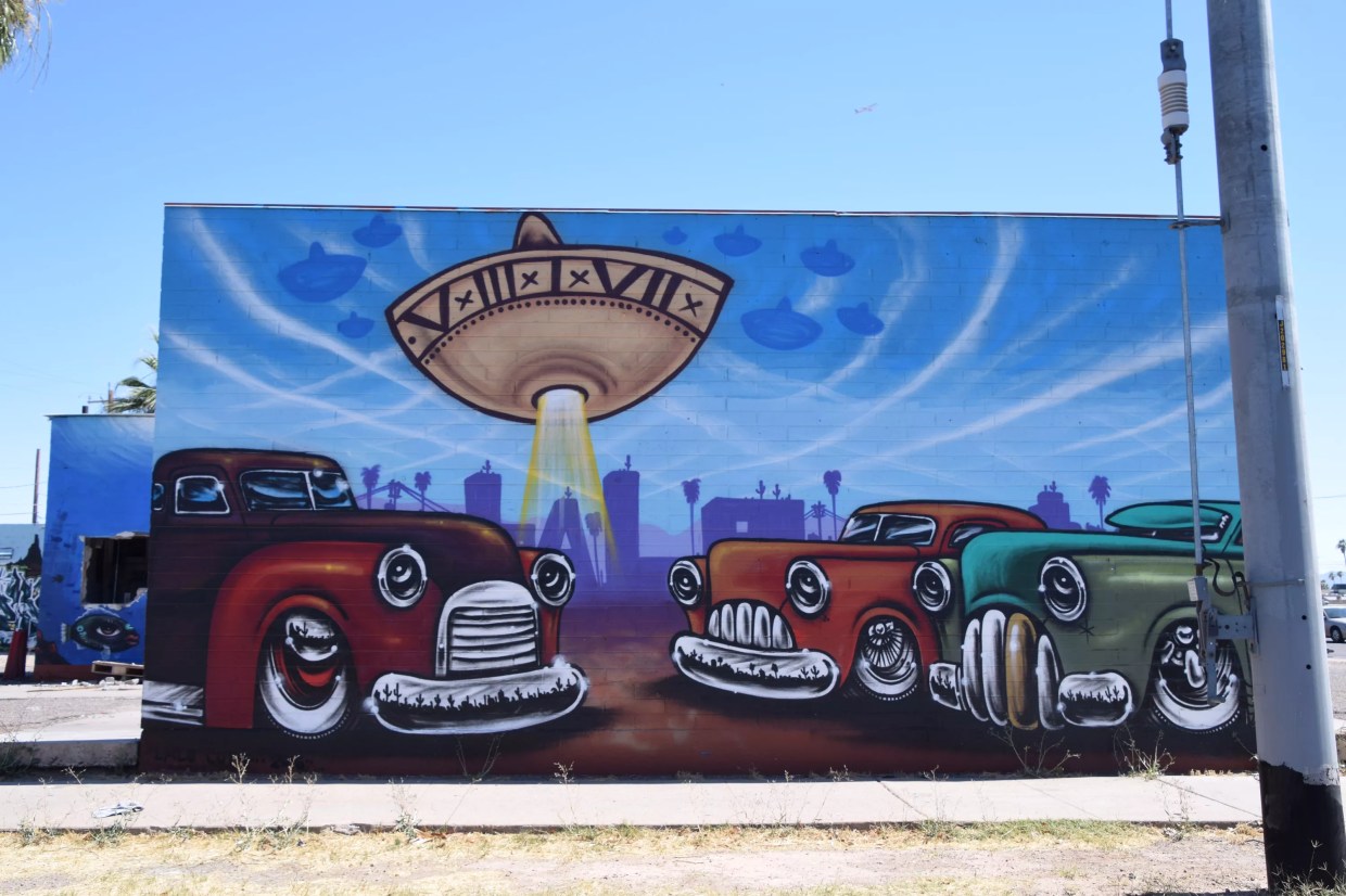Say Goodbye to Lalo Cota’s Roosevelt Row Car Wash Mural