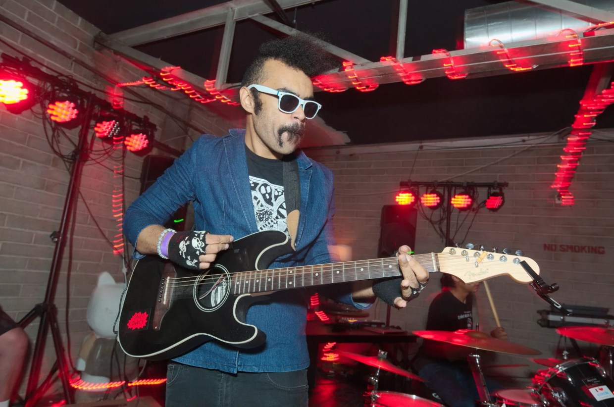 Best Phoenix Concerts This Weekend: Iron Maidens, The Joeys, Andy Warpigs Tribute