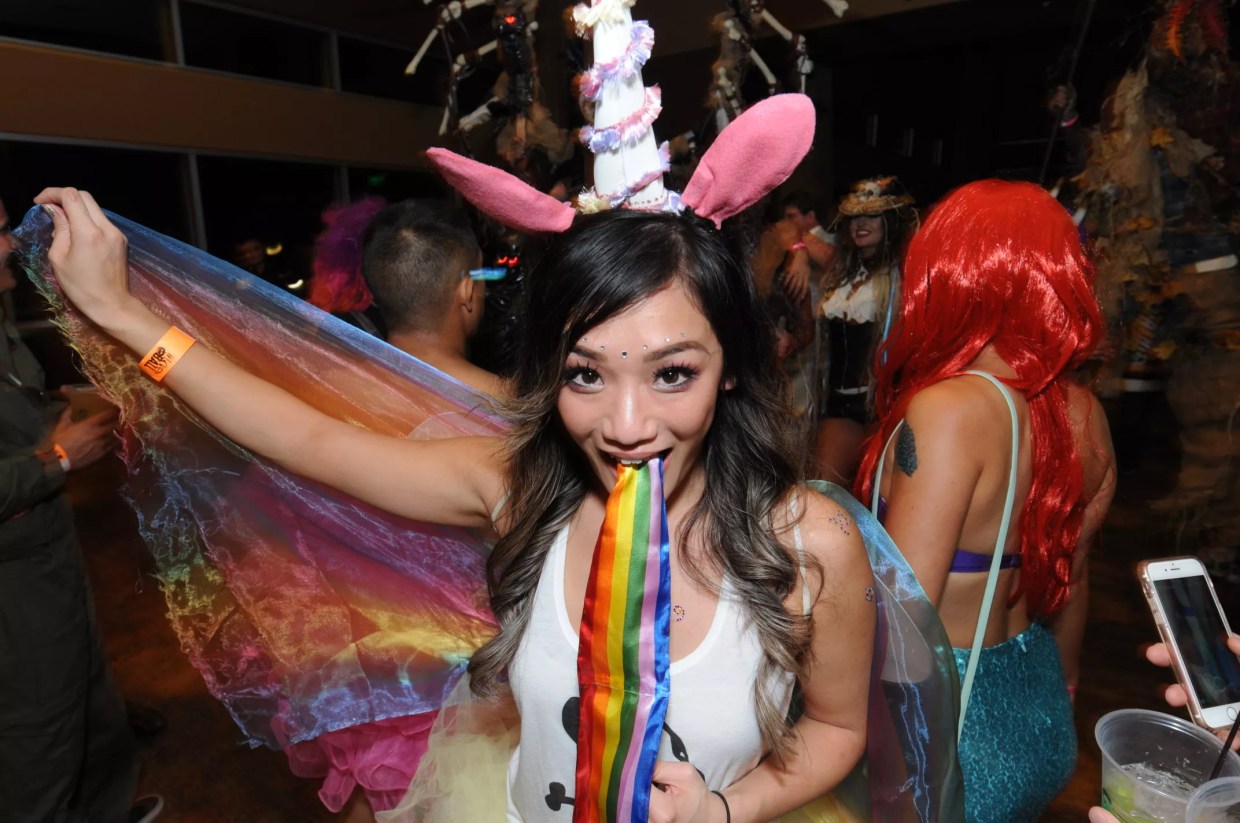 The 10 Best Costumes We Saw During Halloween 2017