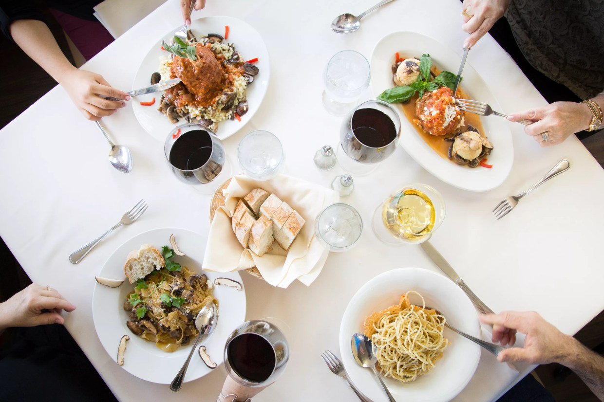 Tomaso’s on Camelback Is Closing After 46 Years. Customers Have a Month Left to Visit