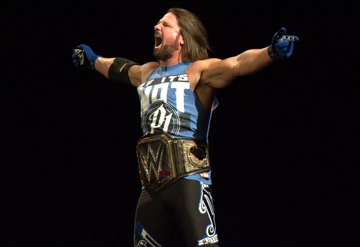 WWE <i>Raw</i> and <i>SmackDown</i> Are Coming to Downtown Phoenix in 2018