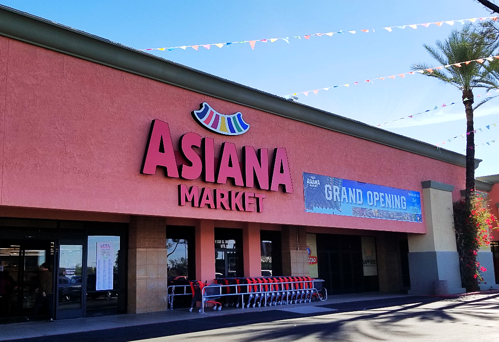 New Asiana Market in Mesa is Your One-Stop Shop for Korean Food — And French Pastries