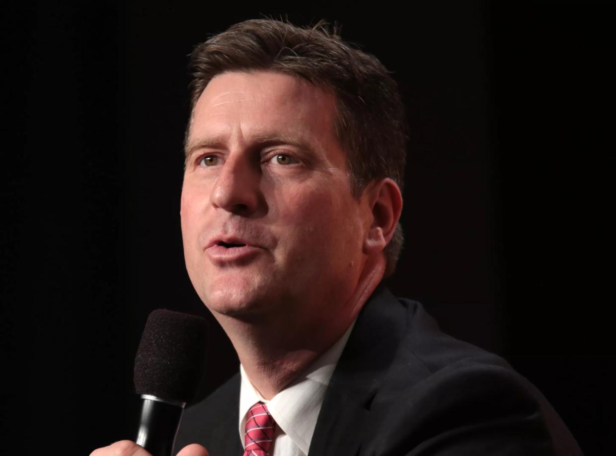 Silent on Single-Payer Health Care, Phoenix Mayor Dodges Petition