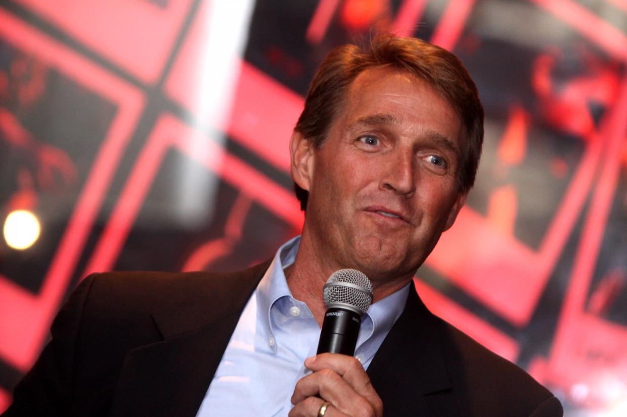 15 Times Jeff Flake Criticized Trump, Then Nothing Happened