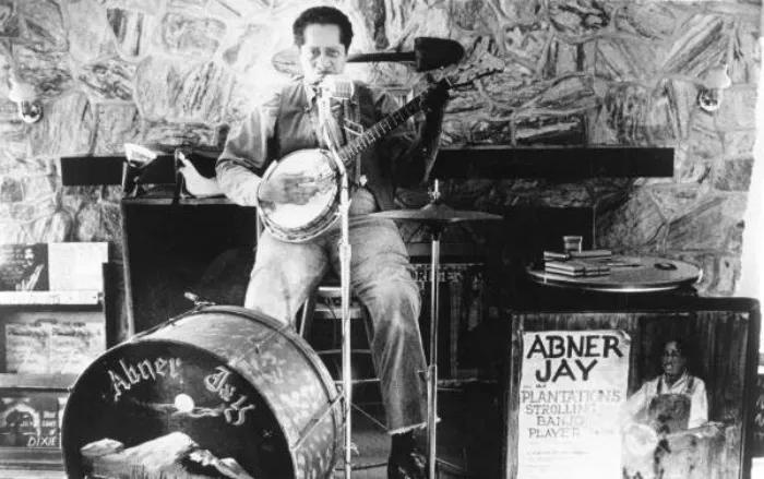 The Mississippi Records Tour Is Coming To Phoenix