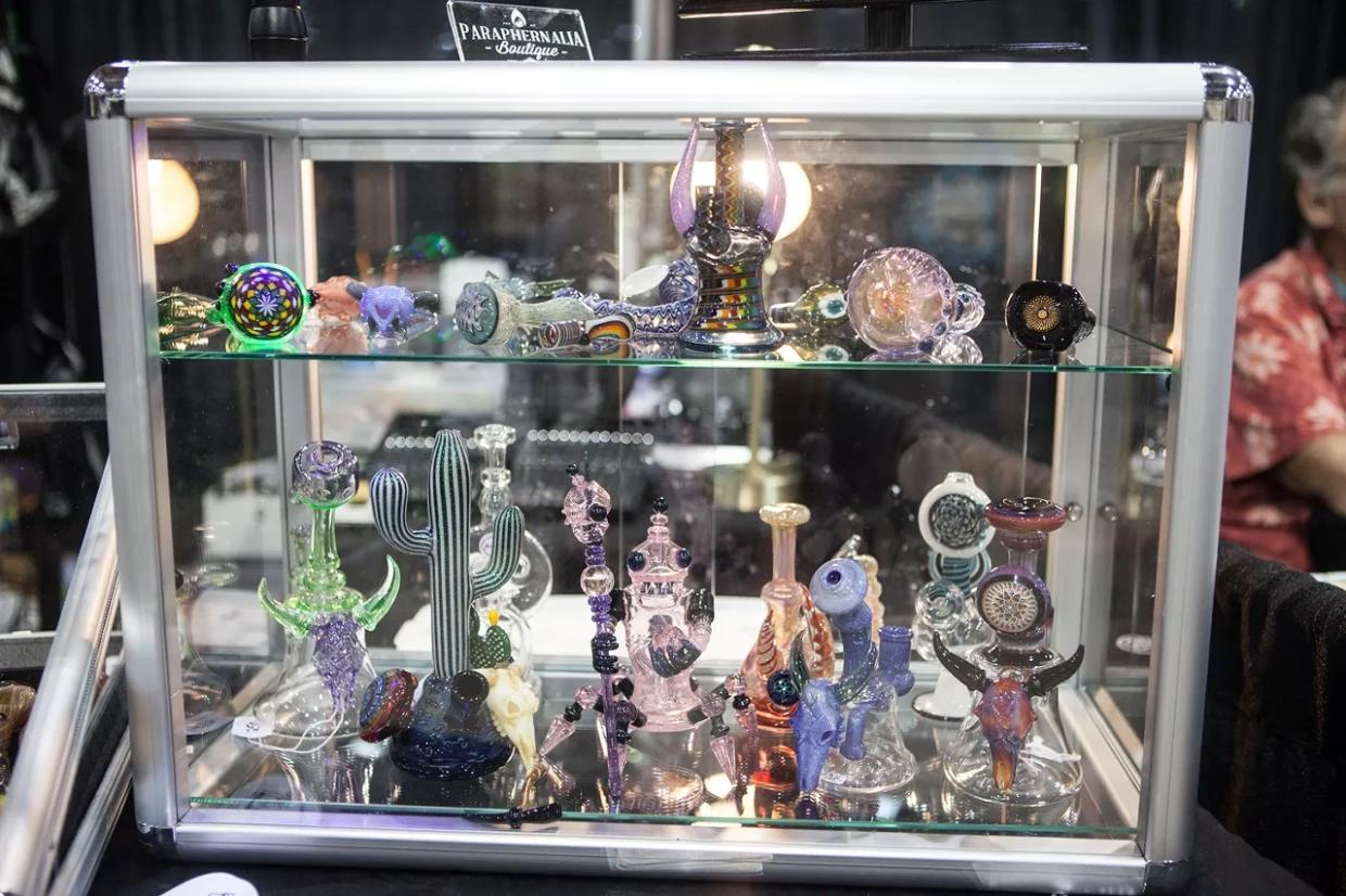 What About Bongs? THC Vaping Makes Future Uncertain for Pot-Related Glassware