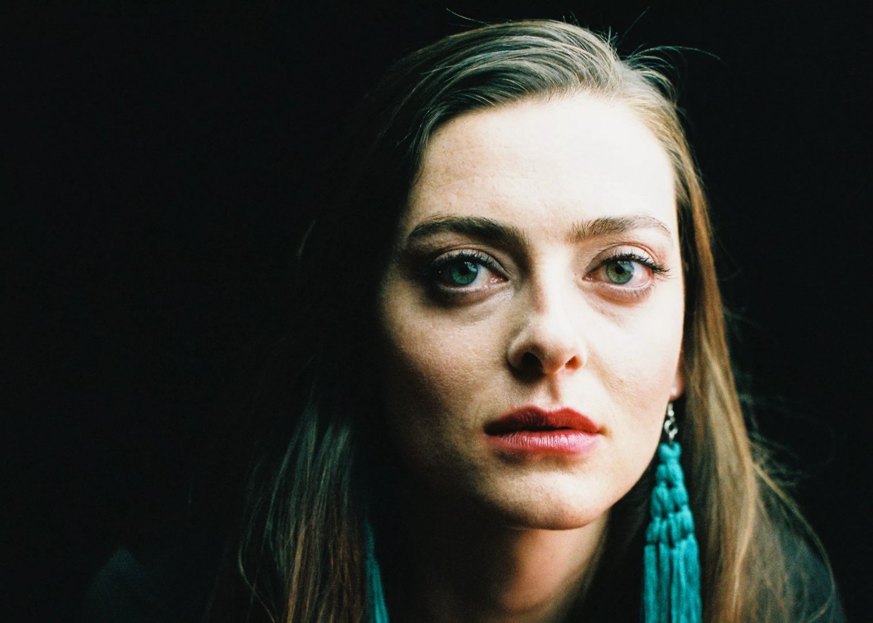 Run Boy Run’s Grace Rolland Steps Out on Her Own With Rising Sun Daughter EP