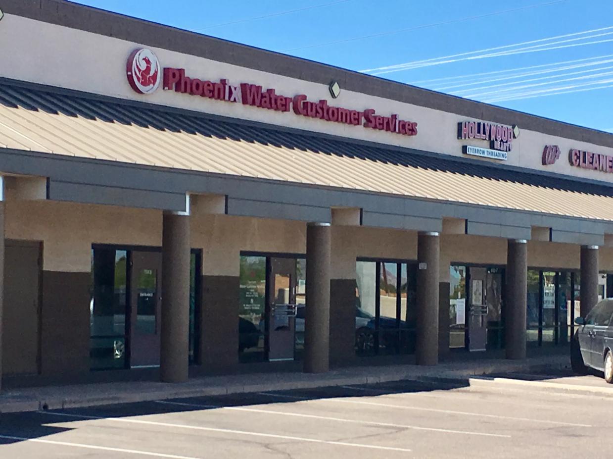 Ex-Phoenix Assistant Water Director Discriminated Against, Targeted Employees