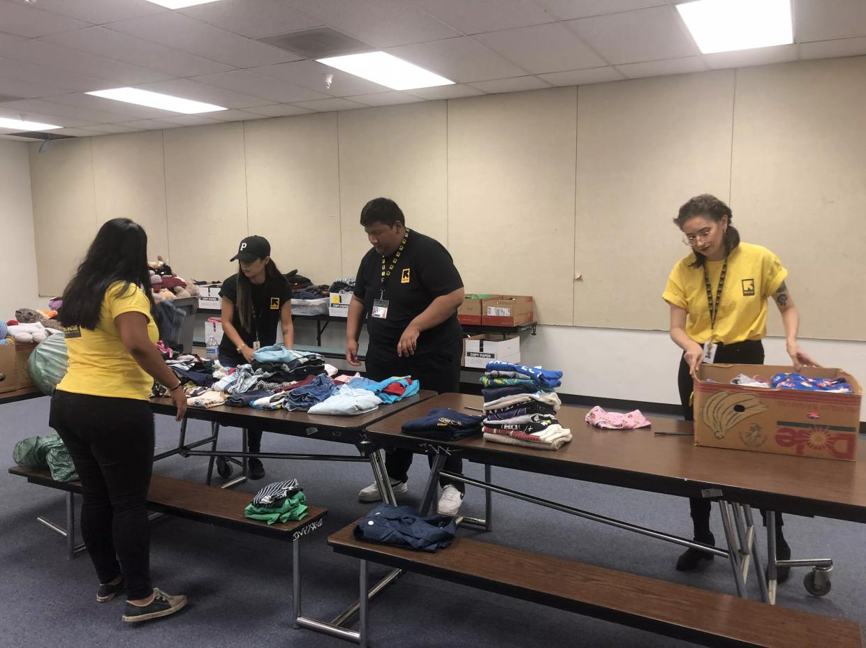 Phoenix Welcome Center Opens for Asylum-Seeking Families