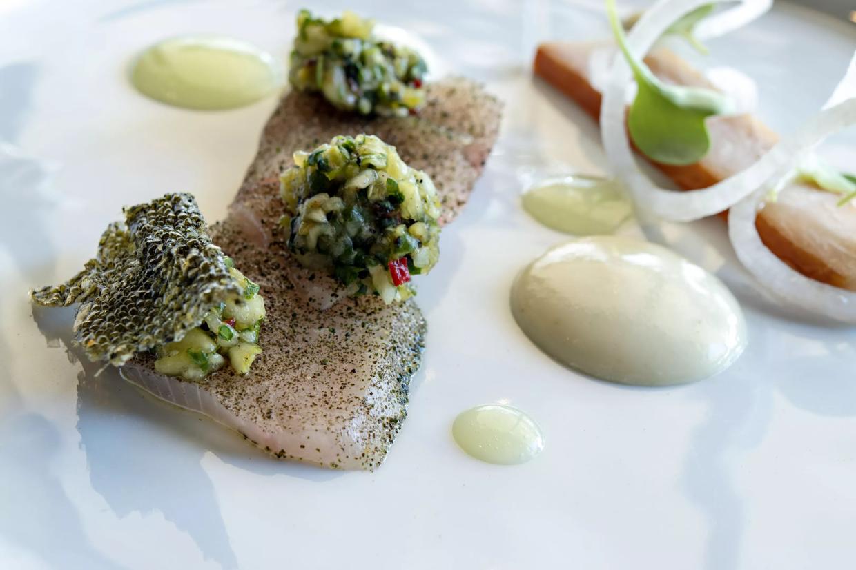 Cafe Review: An Old Classic Flies to New Places