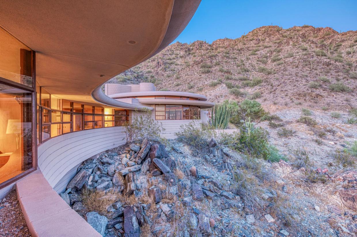 View Master: A Walk Through the Last House Designed by Frank Lloyd Wright