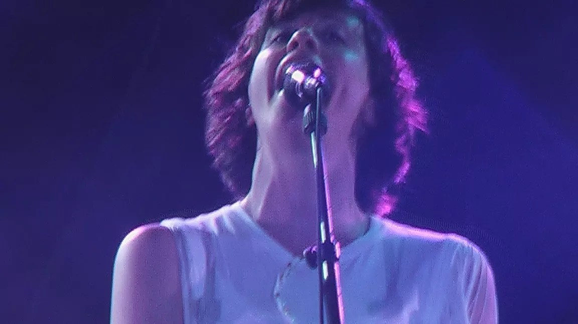 You Oughta Know Alanis Morissette Is Coming to Phoenix