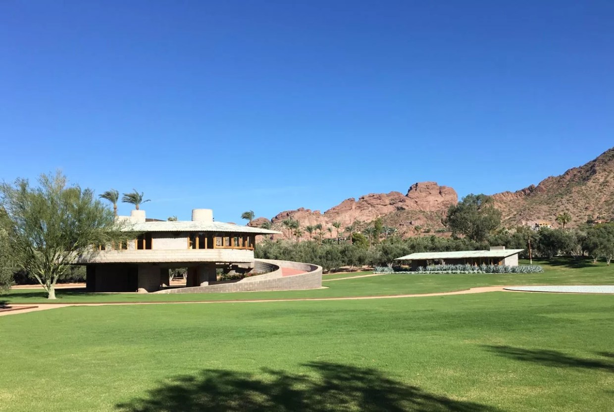 What a Recent Sale Means for a Frank Lloyd Wright-Designed House in Phoenix