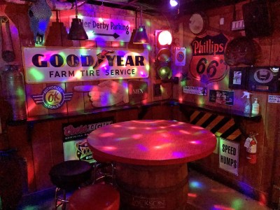 Phoenix's best LGBTQ+ bars