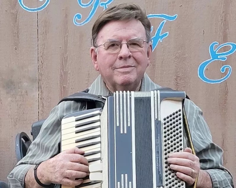 Haus Murphy’s Accordionist Came to Phoenix to Escape the Green Bay Packers
